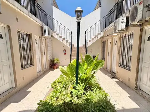 12 de Octubre  al 200 - Ramos Mejia