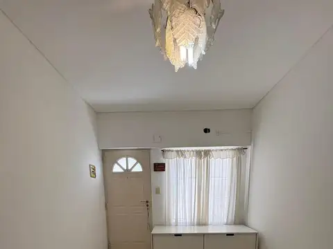 Depto Tipo Casa en Venta en Ramos Mejia Sur, USD 45.000