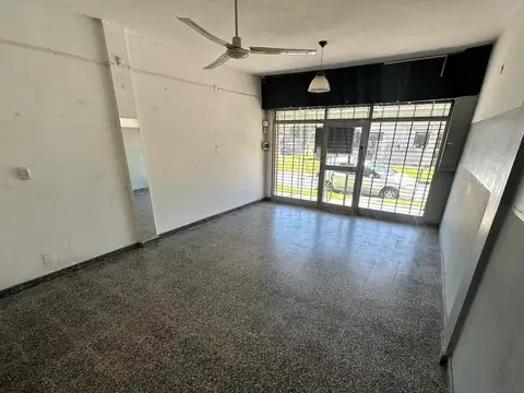 Local en Alquiler en Rafael Calzada, $ 450.000