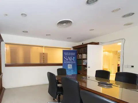 Oficina Corporativa 522 m² Totales | Patio Exclusivo 257 m² | Entrada Independiente | Recoleta