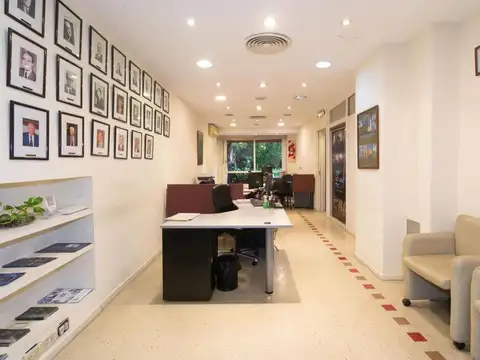 Oficina Corporativa 522 m² Totales | Patio Exclusivo 257 m² | Entrada Independiente | Recoleta