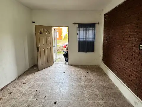 Depto Tipo Casa 2 ambientes con 1 baño