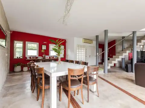 Casa 6 ambientes con 6 baños