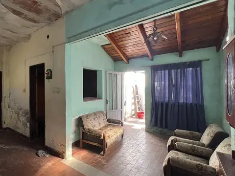 Depto Tipo Casa en Venta en Barrio Industrial, USD 28.000