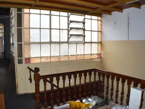 Depto Tipo Casa 12 ambientes con 6 baños