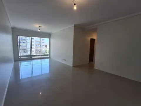 Alvarez Thomas 3300, Piso 7