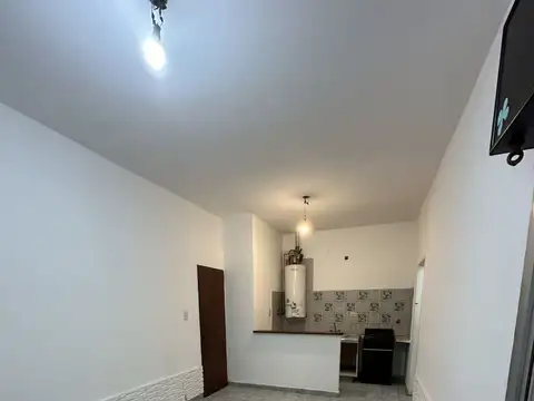 Depto Tipo Casa en Alquiler de 2 ambientes