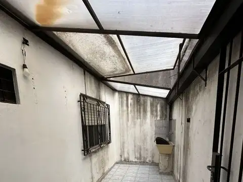 Depto Tipo Casa 2 ambientes con 1 baño