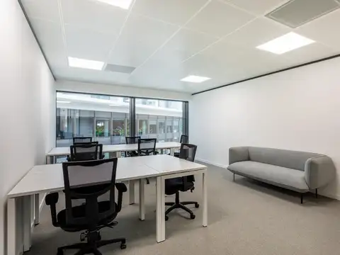 Oficina en Alquiler en Santisima Trinidad, USD 24.838.300