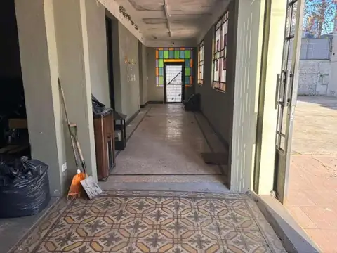 Local en Alquiler 60 años