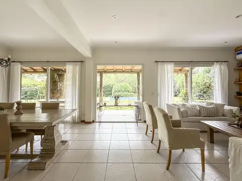 Casa en Venta en Ayres De Pilar, USD 650.000