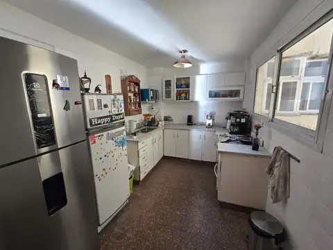 Departamento 3 ambientes con 2 baños