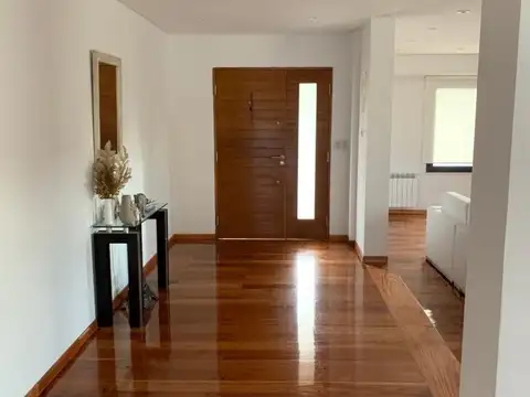 Casa en Venta en Ramos Mejía Sur, USD 800.000