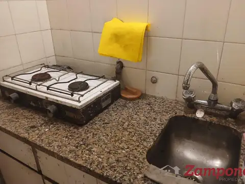 VENTA LOCAL /DEPOSITO