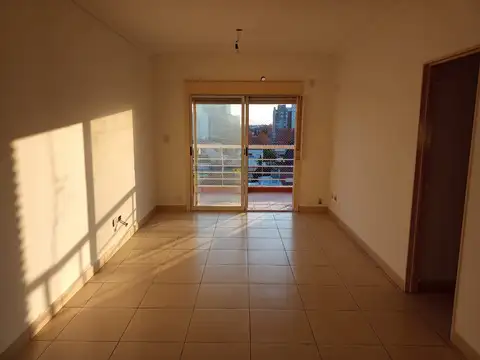 Sarmiento 2700, Piso 6