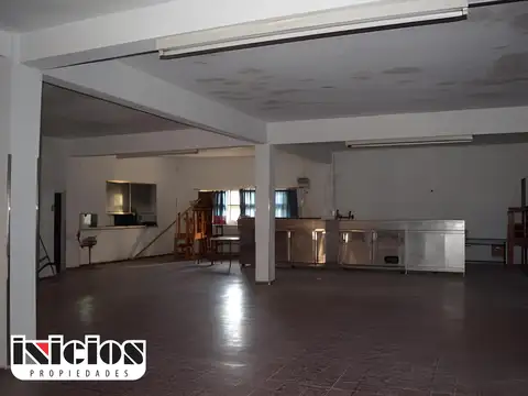 Hotel en Hermoso Barrio a 250 mts del Mar - H329