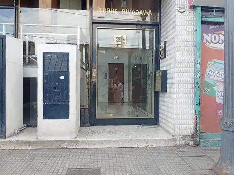 VENTA OFICINA LINIERS POSESION INMEDIATA