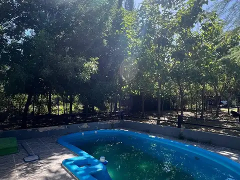 VENTA CASA 3 AMBIENTES EL PATO LA PLATA PILETA