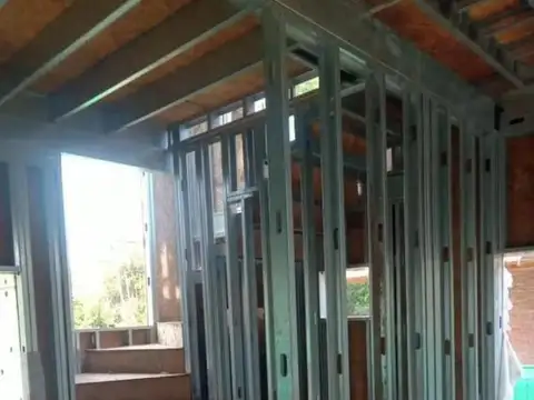 Venta Casa en Construcción en Country Las Brisas