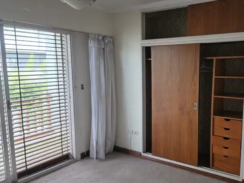 Casa 7 ambientes con 3 baños
