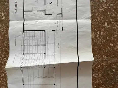 Casa 4 ambientes con 2 baños