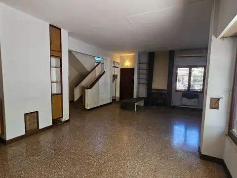 Venta Casa 3 amb Patio Terraza Cochera en Liniers