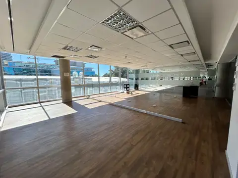 Oficina en Alquiler en Vicente López, USD 15.500