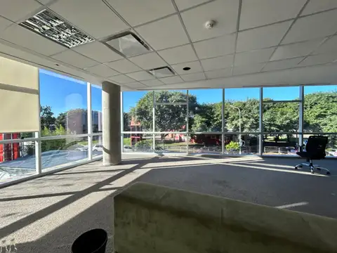Gran oficina de 909 metros mas 15 cocheras
