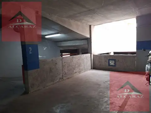 Cochera cubierta en venta