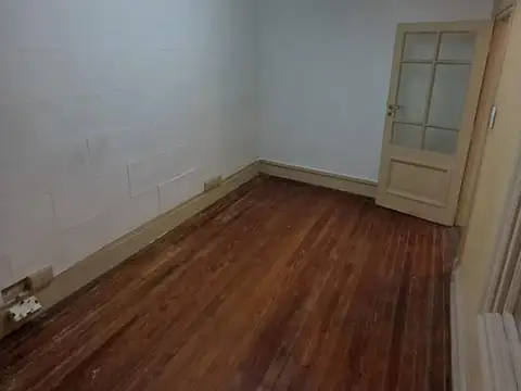 Depto Tipo Casa en Alquiler de 4 ambientes