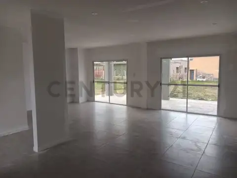Casa en Venta en Los Cardenales, USD 83.000