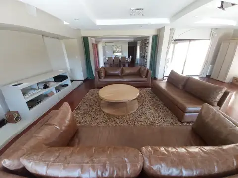 Casa en Venta en Funes, USD 880.000