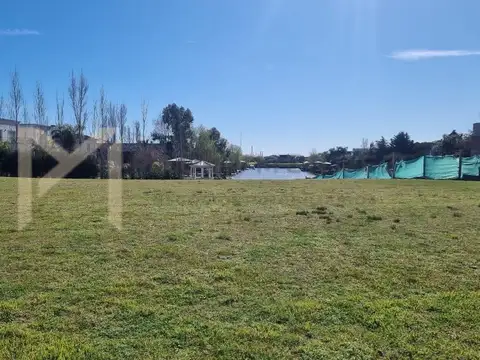 Terreno en Venta de 2489,0 m2