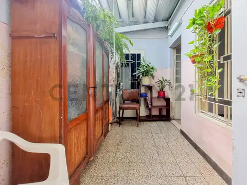 AYOLAS 100, Piso 0