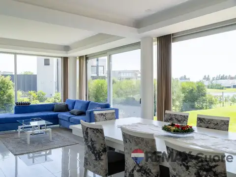 VENTA CASA 4 AMBIENTES LOS TRONCOS VISTA AL LAGO