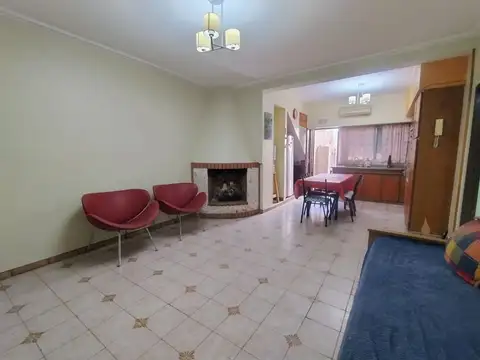 Depto Tipo Casa en Venta en Lanús Oeste, USD 76.999