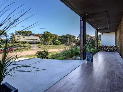 HOTEL EN VENTA EN JOSE IGNACIO PUNTA DEL ESTE