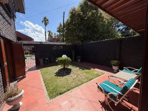 Alquiler Importante Casa en Barrio San Carlos