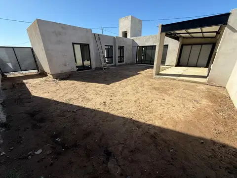 Casa en Venta Brisas de Manantiales 3 dormitorios