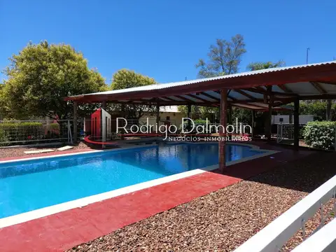 VENDO. Importante Complejo Turístico en funcionamiento.