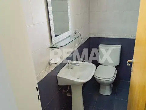 VENTA CASA 3 DORM C/PILETA Y QUINCHO  NQN