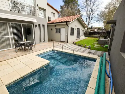 CASA 2 DORMITORIOS + ESCRITORIO | PILETA CLIMATIZA