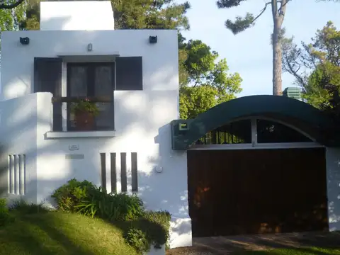 Casa en Alquiler de 4 dormitorios