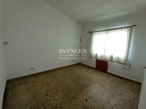 Depto Tipo Casa 5 ambientes con 2 baños