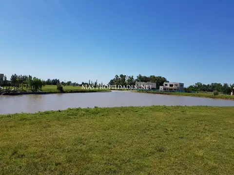 Terreno en Venta 16  mts Fondo