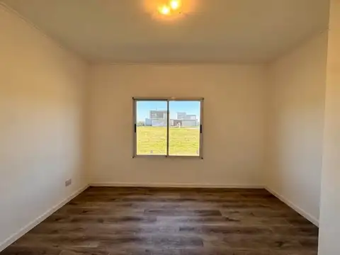 VENTA CASA 3 AMBIENTES A ESTRENAR EN LARES DE CANNING