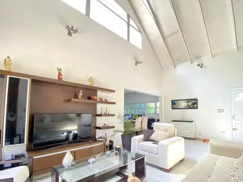 Casa en Venta en El Rodal, USD 287.000