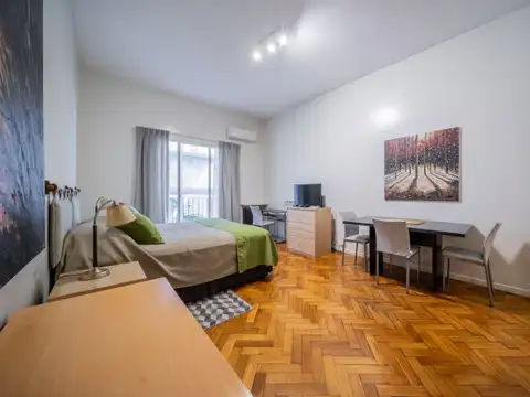Venta hermoso Monoambiente en mejor Zona de Recoleta