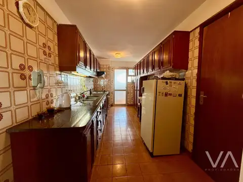 Departamento 4 ambientes con 3 baños