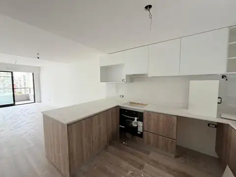 Departamento 4 ambientes con 4 baños